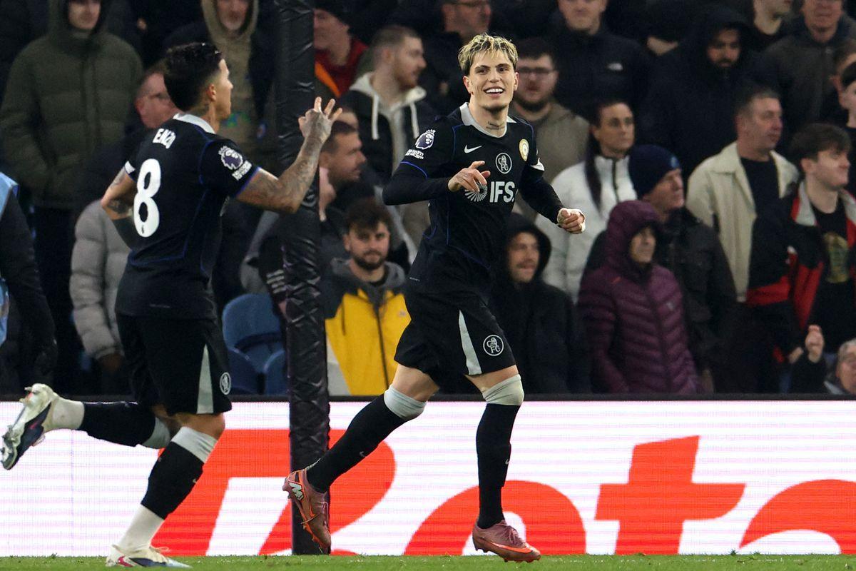 开云注册网址-态度大变！加纳乔在切尔西彻底蜕变，主帅直言被他征服